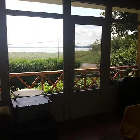 Badacsonyi Lugas Apartament *